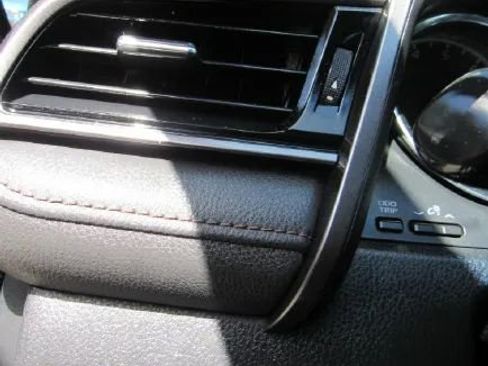 Used 2020 Toyota Camry LE image 13