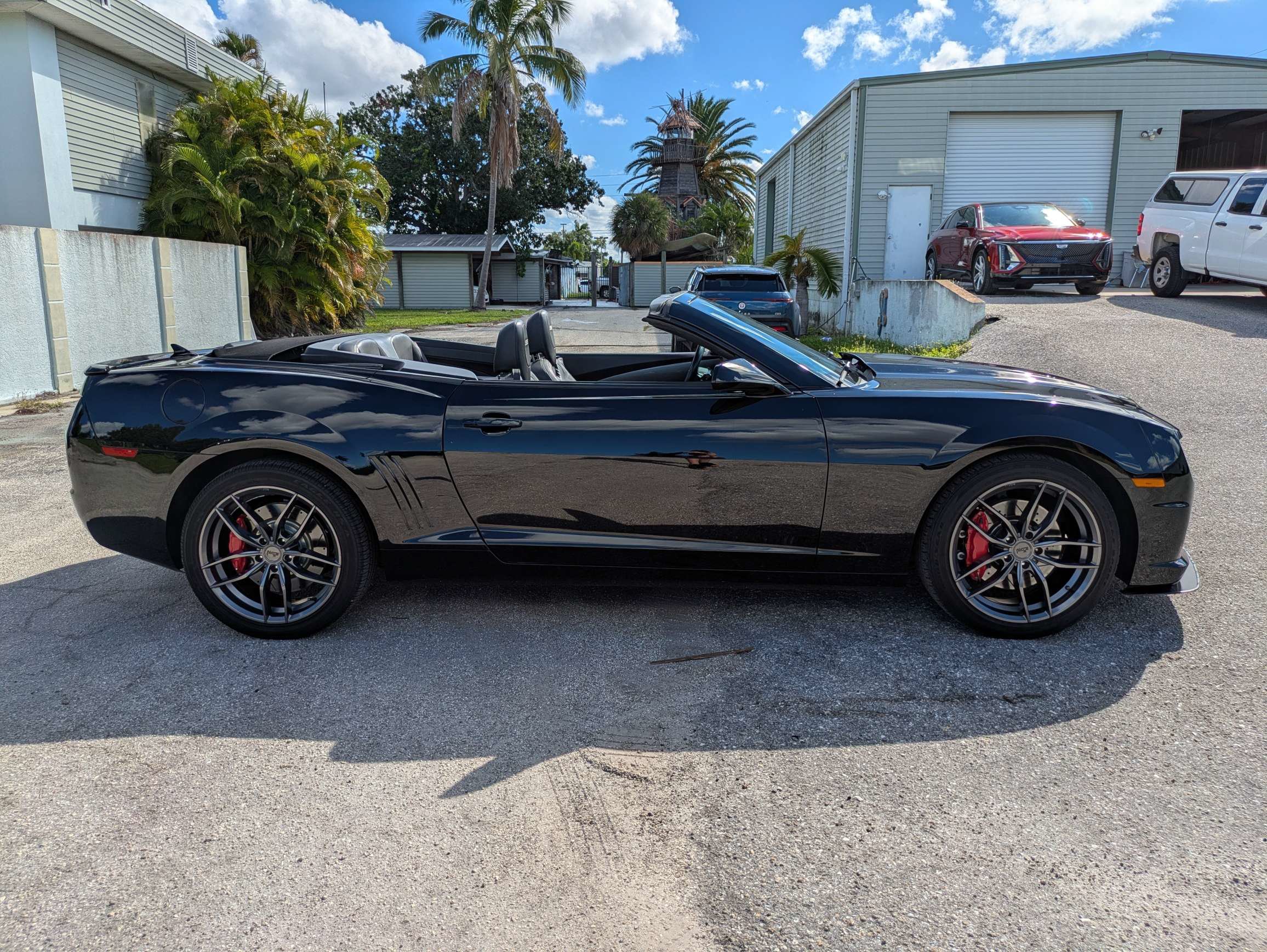 Used 2011 Chevrolet Camaro SS w/ RS Package RWD image 6