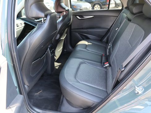Used 2024 Kia Niro Wave w/ Wave Preserve Package FWD image 20