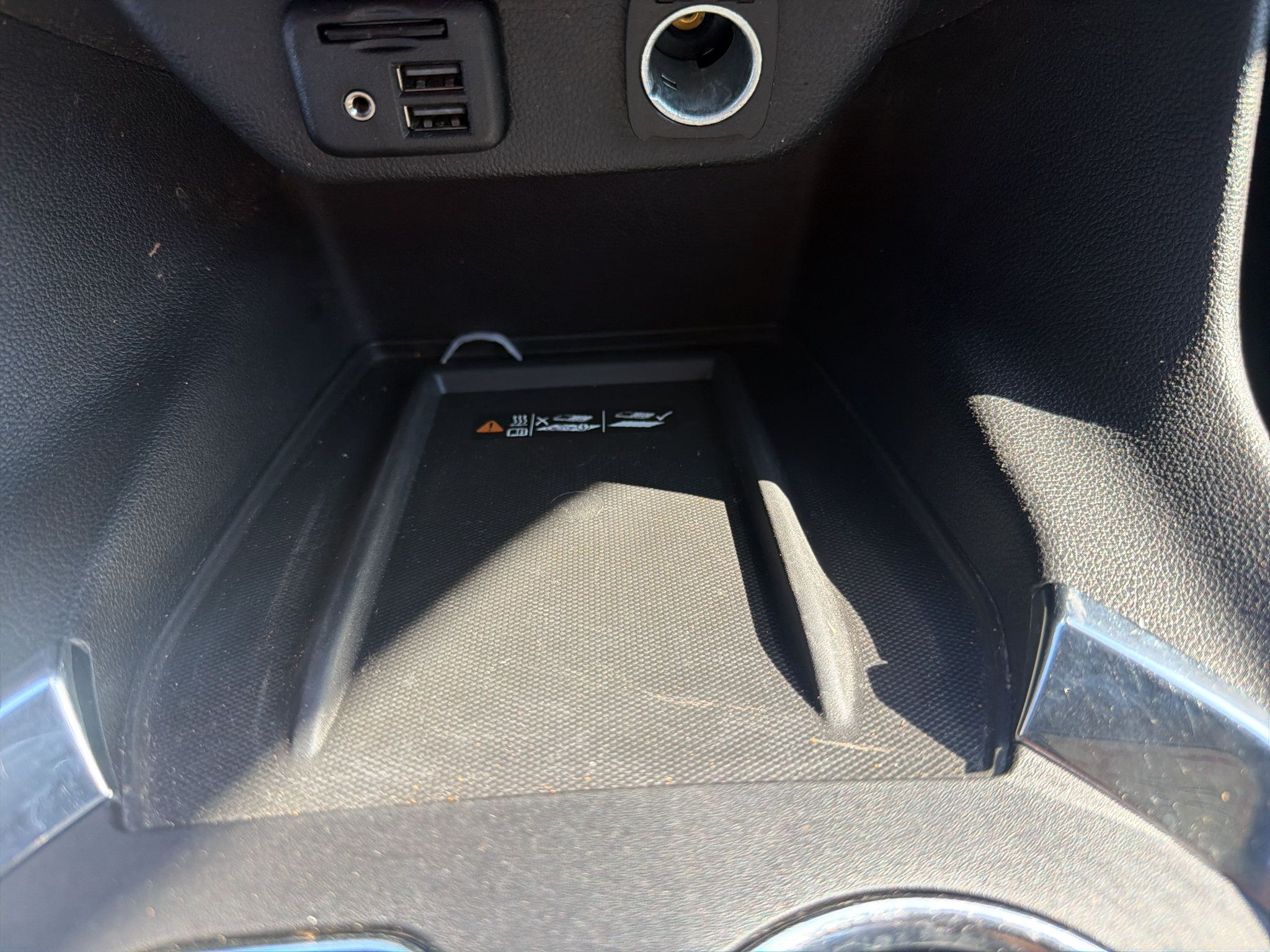 Used 2023 Chevrolet Traverse RS FWD image 32