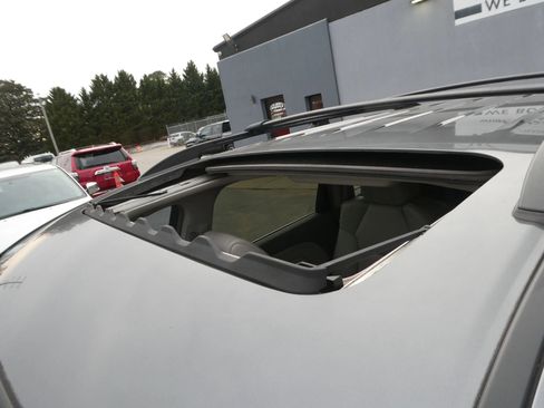 Used 2012 Acura MDX Sport Utility 4D image 11