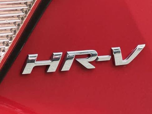 Used 2018 Honda HR-V EX image 19