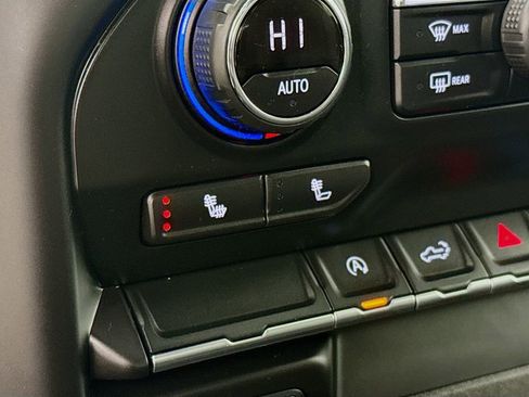 Used 2020 Chevrolet Silverado 1500 LT w/ All-Star Edition image 22