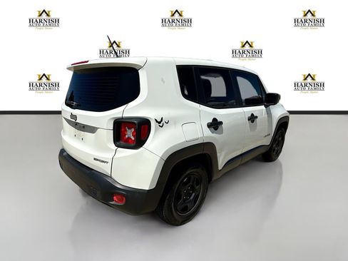 Used 2016 Jeep Renegade Sport w/ Power & Air Group FWD image 5