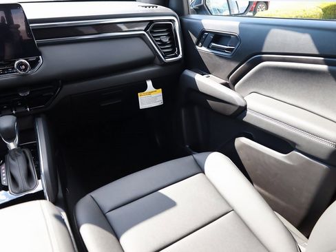 New 2026 GMC Canyon Elevation w/ Convenience Package image 21