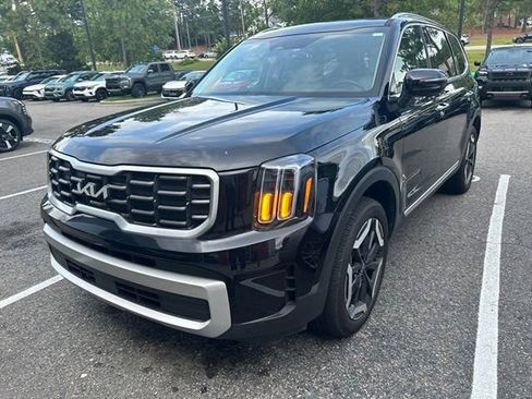 Certified 2024 Kia Telluride S w/ S Sunroof Package FWD image 8