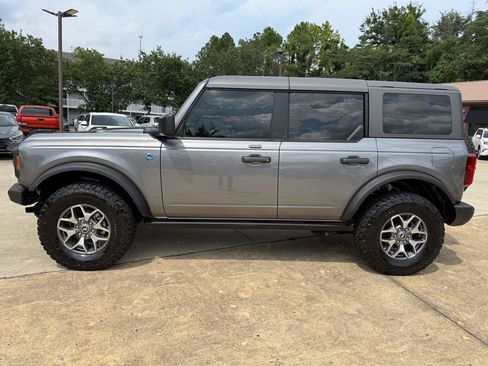 Used 2023 Ford Bronco Black Diamond AWD/4WD image 2