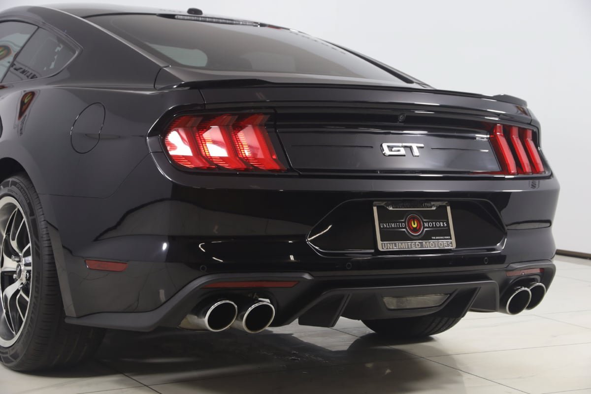 Used 2019 Ford Mustang GT Premium w/ Equipment Group 401A RWD image 27
