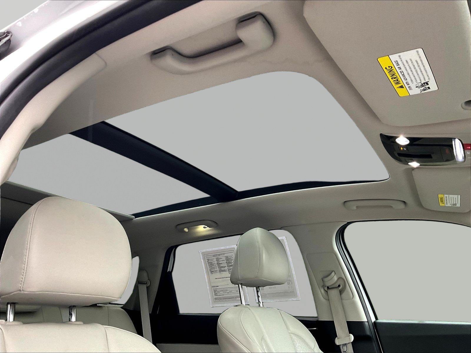 Used 2023 Kia Sorento S w/ Panoramic Sunroof Package FWD image 27