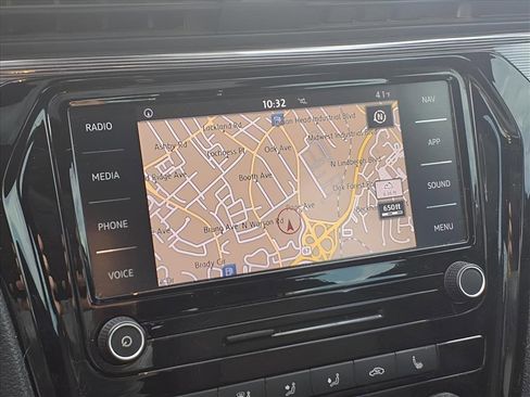 Used 2021 Volkswagen Passat 2.0T R-Line image 6