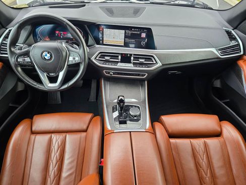 Used 2022 BMW X5 xDrive40i w/ Premium Package AWD/4WD image 18