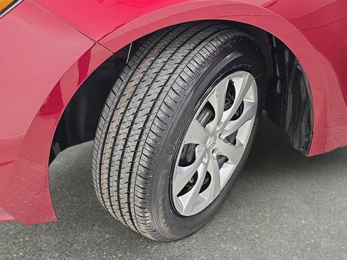 Certified 2024 Toyota Corolla LE image 28