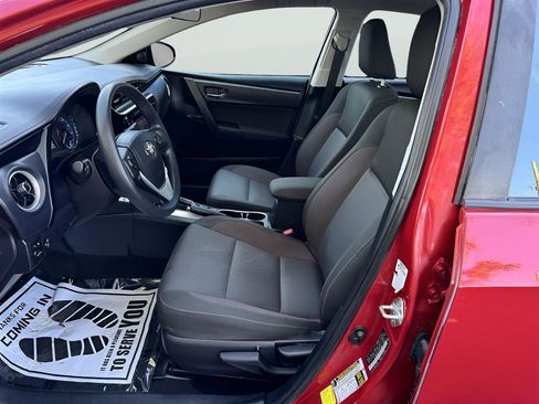 Used 2018 Toyota Corolla LE image 27