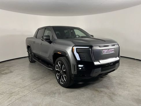 Used 2026 GMC Sierra EV Denali AWD/4WD image 2