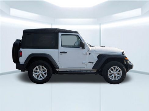 Used 2023 Jeep Wrangler Sport S image 8