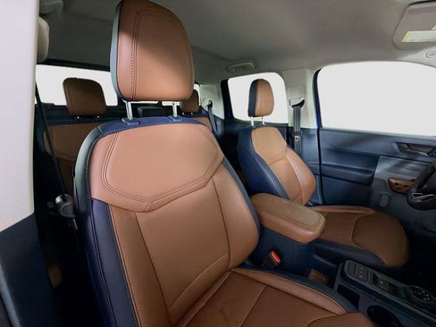 Used 2024 Ford Maverick Lariat FWD image 30