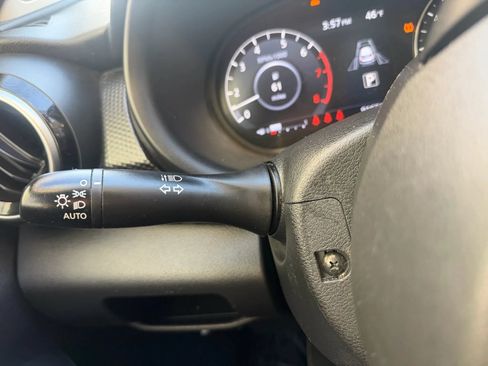 Used 2023 Nissan Kicks SV FWD image 16