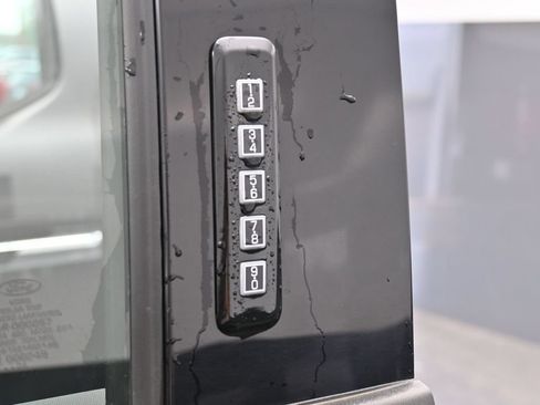 Used 2024 Ford F150 XLT AWD/4WD image 16