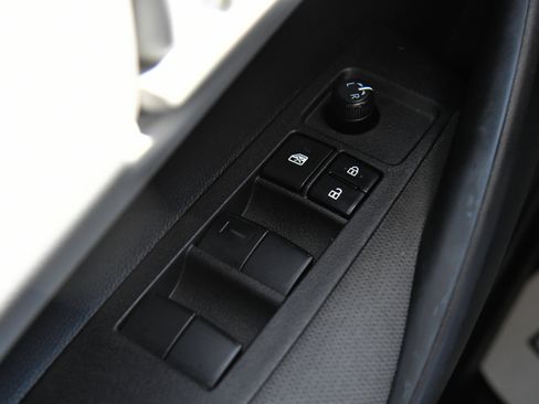 Used 2025 Toyota Corolla LE w/ LE Premium Package FWD image 34