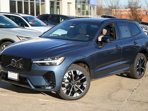 New 2026 Volvo XC60 B5 Plus w/ Climate Package image 2