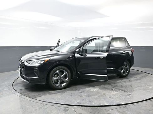 Used 2024 Ford Escape ST-Line image 57