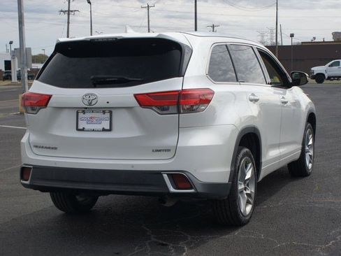 Used 2018 Toyota Highlander Limited image 22