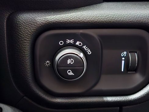 New 2026 RAM 1500 Big Horn AWD/4WD image 18