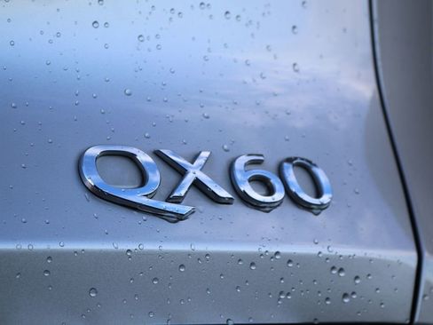 Certified 2023 INFINITI QX60 Luxe w/ Performance Audio Package image 15