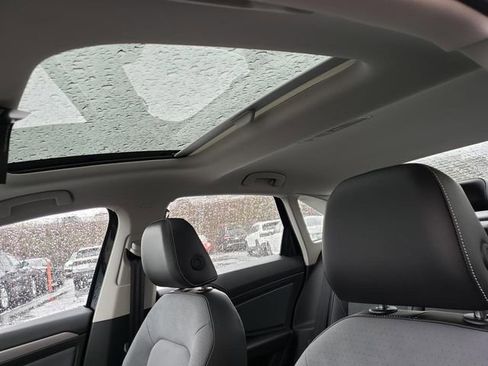 New 2026 Volkswagen Jetta SE image 7