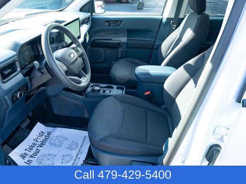 Used 2025 Ford Maverick XL w/ Equipment Group 102A image 17