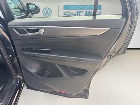 Certified 2026 Volkswagen Atlas Cross Sport SE FWD image 30