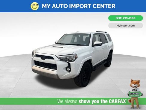 Used 2019 Toyota 4Runner TRD Off-Road Premium AWD/4WD image 3