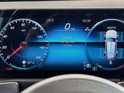 Used 2022 Mercedes-Benz GLB 250 4MATIC image 14