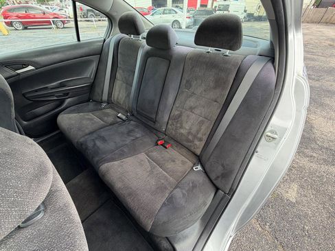 Used 2010 Honda Accord LX image 12