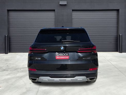 Used 2025 BMW X5 sDrive40i w/ Climate Comfort Package image 5
