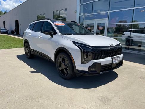 New 2026 Kia Sportage X-Line w/ X-Line Technology Package AWD/4WD image 1