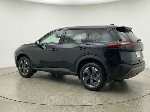 Used 2025 Nissan Rogue SV AWD/4WD image 6
