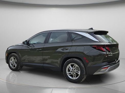 Used 2026 Hyundai Tucson SE FWD image 4