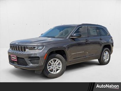 New 2025 Jeep Grand Cherokee Laredo