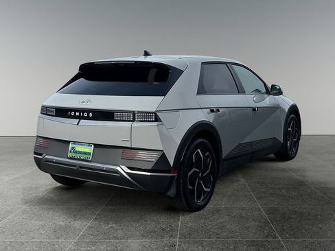 Used 2024 Hyundai Ioniq 5 SEL AWD/4WD image 9