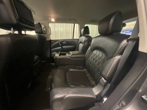 Used 2023 Nissan Armada Platinum w/ Captain's Chairs Package AWD/4WD image 10
