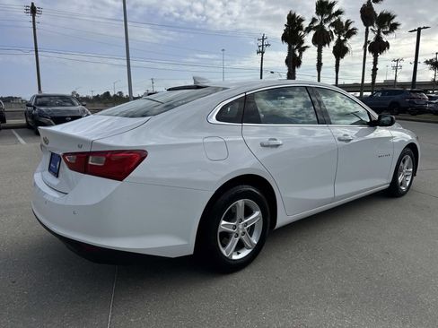 Used 2024 Chevrolet Malibu LT FWD image 5