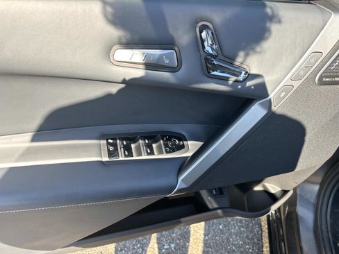 Certified 2025 BMW iX M60 image 18