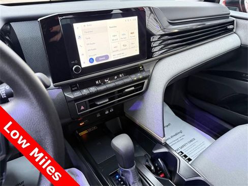 Used 2025 Toyota Camry LE image 25