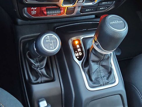 New 2026 Jeep Gladiator Mojave image 29