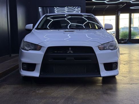 Used 2011 Mitsubishi Lancer Evolution MR AWD/4WD image 2