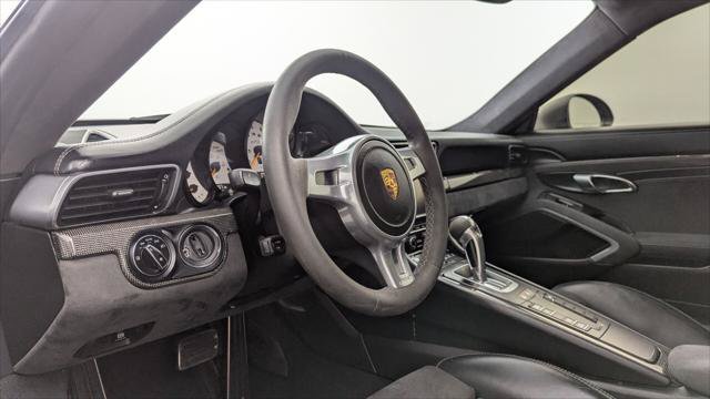 Used 2015 Porsche 911 GT3 RWD image 18