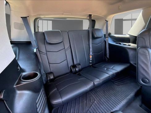 Used 2020 Cadillac Escalade Luxury AWD/4WD image 28