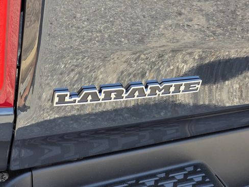 New 2026 RAM 1500 Laramie AWD/4WD image 34