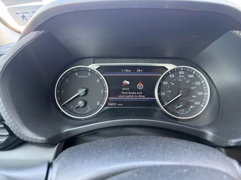 Used 2023 Nissan Sentra SV image 10